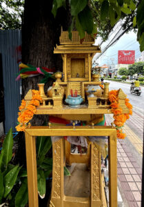 blond spirit house living like im dying 1