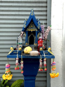 blue spirit house living like im dying 1