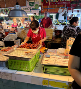 chiang mai food tour sausage