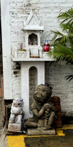 cola spirit house living like im dying 1