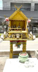 elderly spirit house living like im dying 1