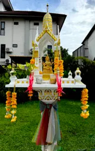 gold lady spirit house living like im dying