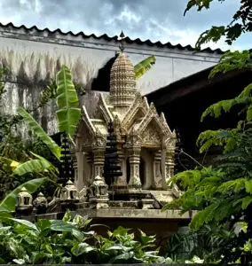 ivory back living like im dying