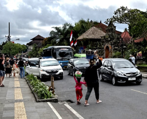 living like im dying main square