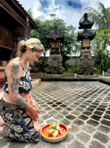 living like im dying me temple ubud