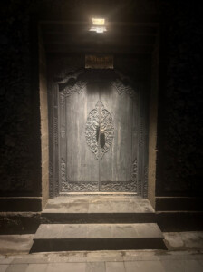 living like im dying night door sanur