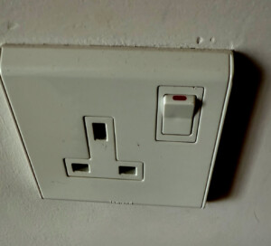 living like im dying plug malaysia