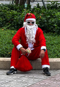 living like im dying santa vietnam