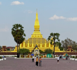 Hot in Vientiane and One Massage Too Far 14 living like im dying pha that luang vientiane laos