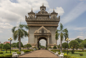 Hot in Vientiane and One Massage Too Far 2 vientiane patuxai en.wikipedia laos