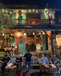 What the Hell Happened in Luang Prabang? 3 tavern luang prabang laos