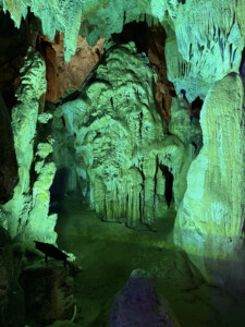 Vang Vieng and Real Life Jungle Gyms 14 tham chang cave interior vang vieng laos
